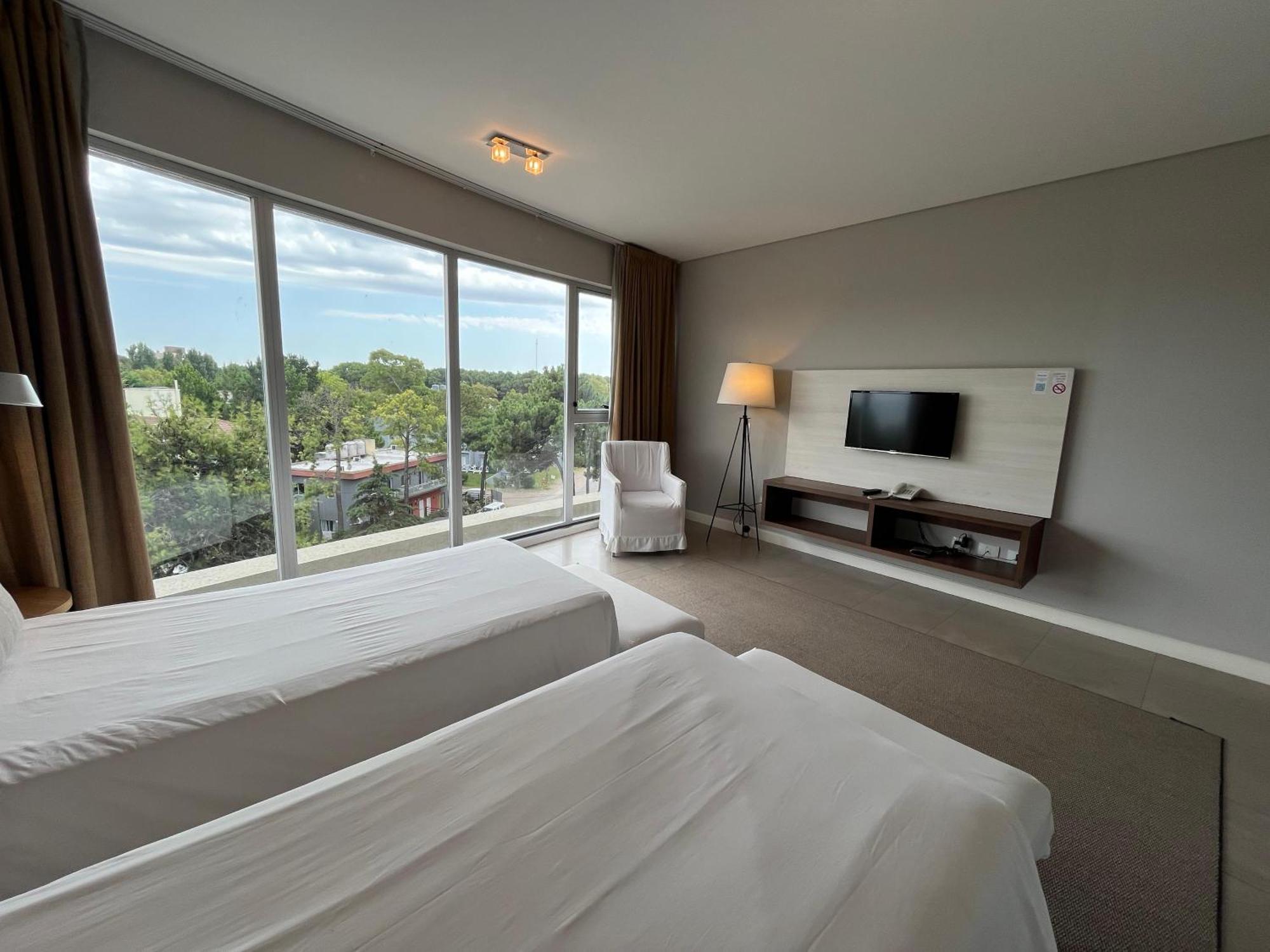 Hotel Zentiva 皮纳马尔 外观 照片