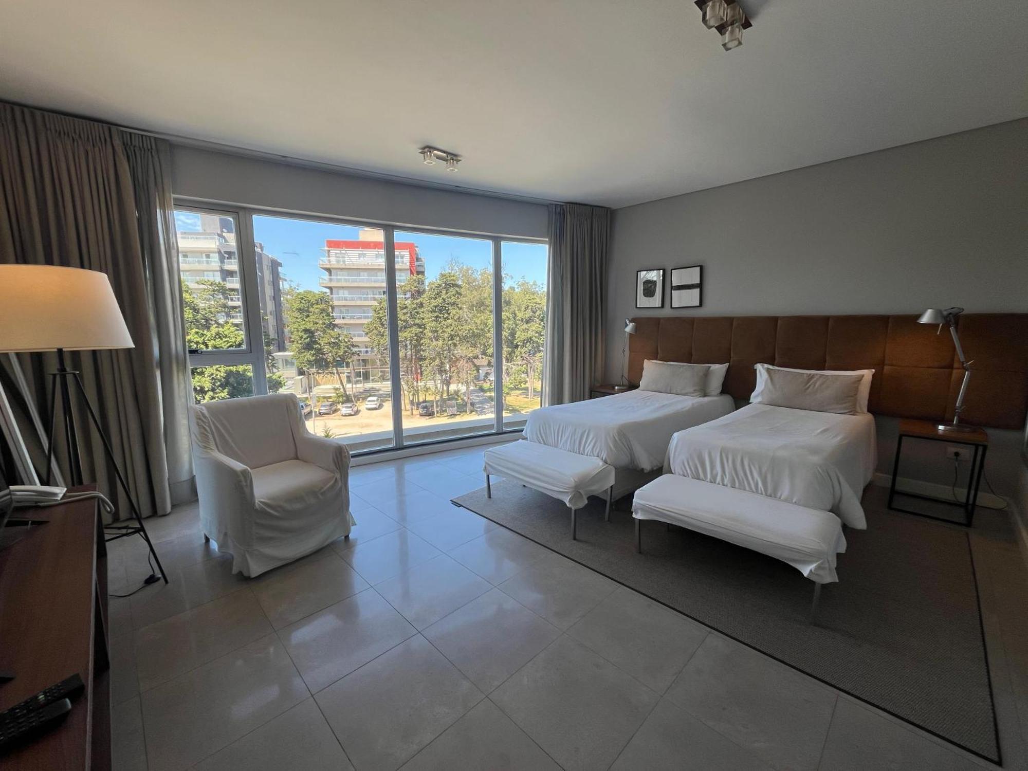 Hotel Zentiva 皮纳马尔 外观 照片